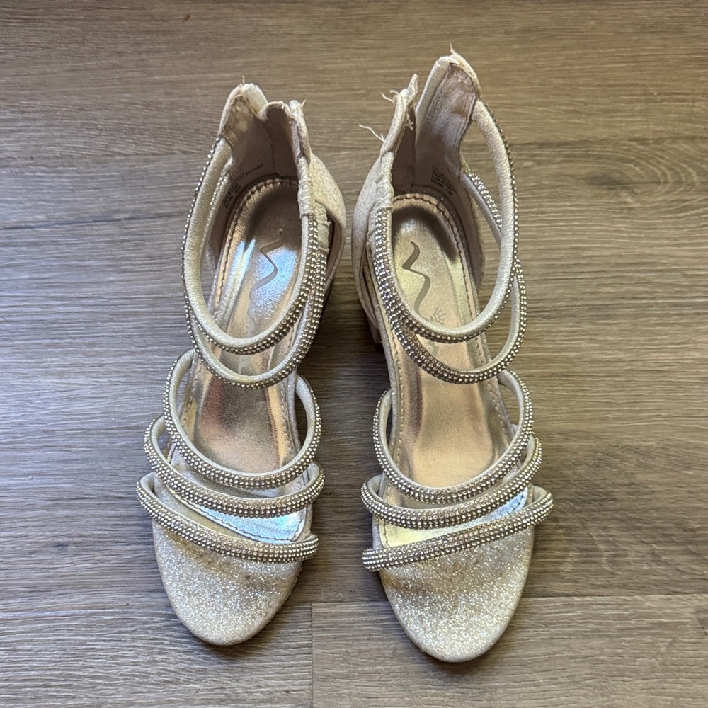 Nina Elegant silver Girls’ dress Sandals